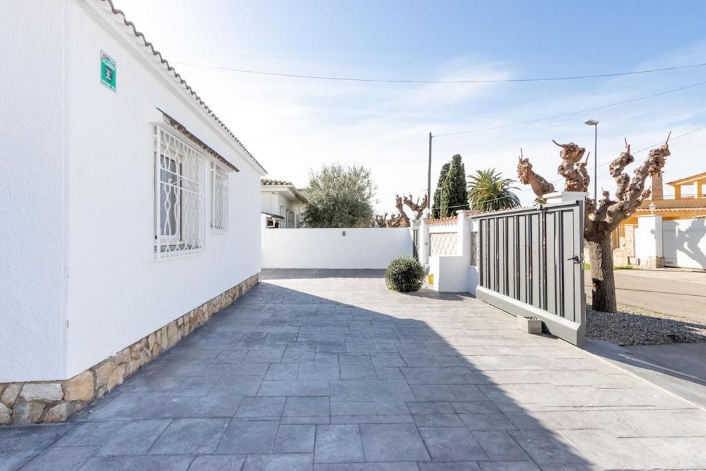 Empurialola - Casa Todo Confort, Con Piscina, Cerca De La Playa Y Centro - 131 Empuriabrava Exterior foto